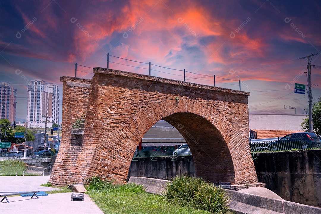 Ponte Torta na cidade de Jundiaí