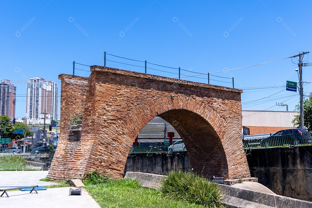 Ponte torta ponto turistico de Jundiaí.