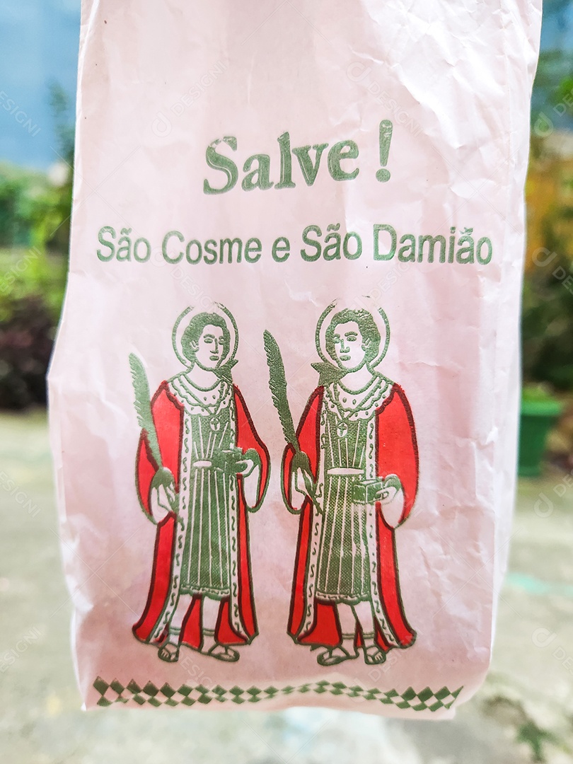 Saquinho de doces em comemoração a Cosme e Damião