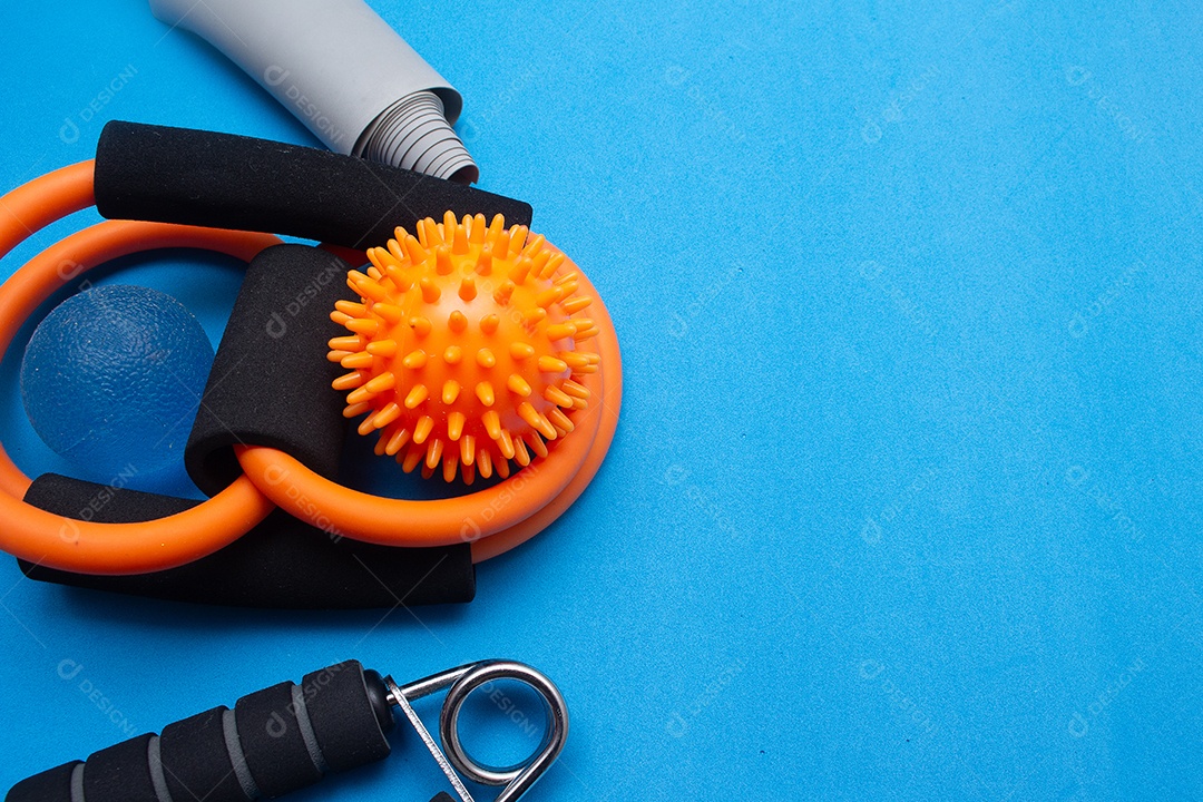 Mini bola elástico e outros equipamentos