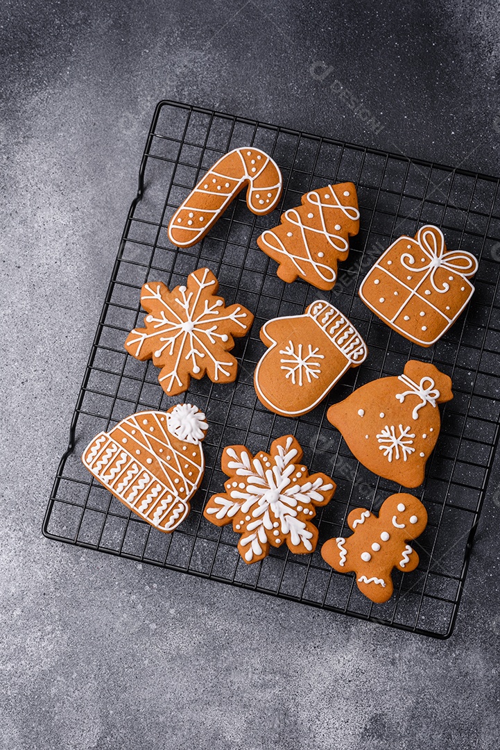 Lindos e deliciosos biscoitos de gengibre de Natal