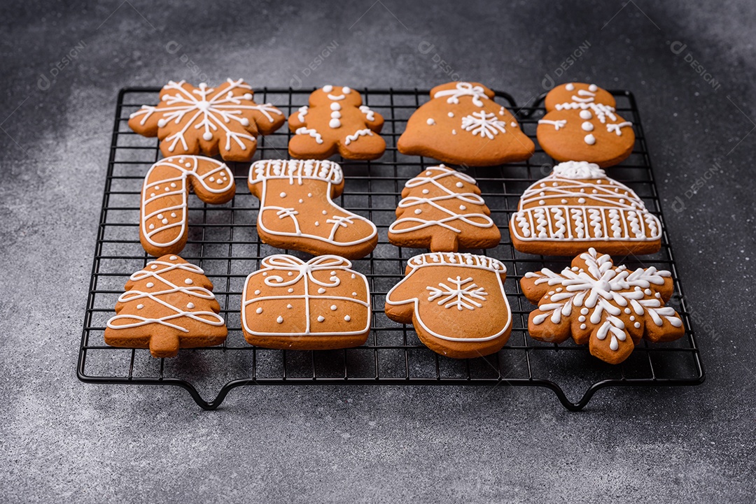 Lindos e deliciosos biscoitos de gengibre de Natal