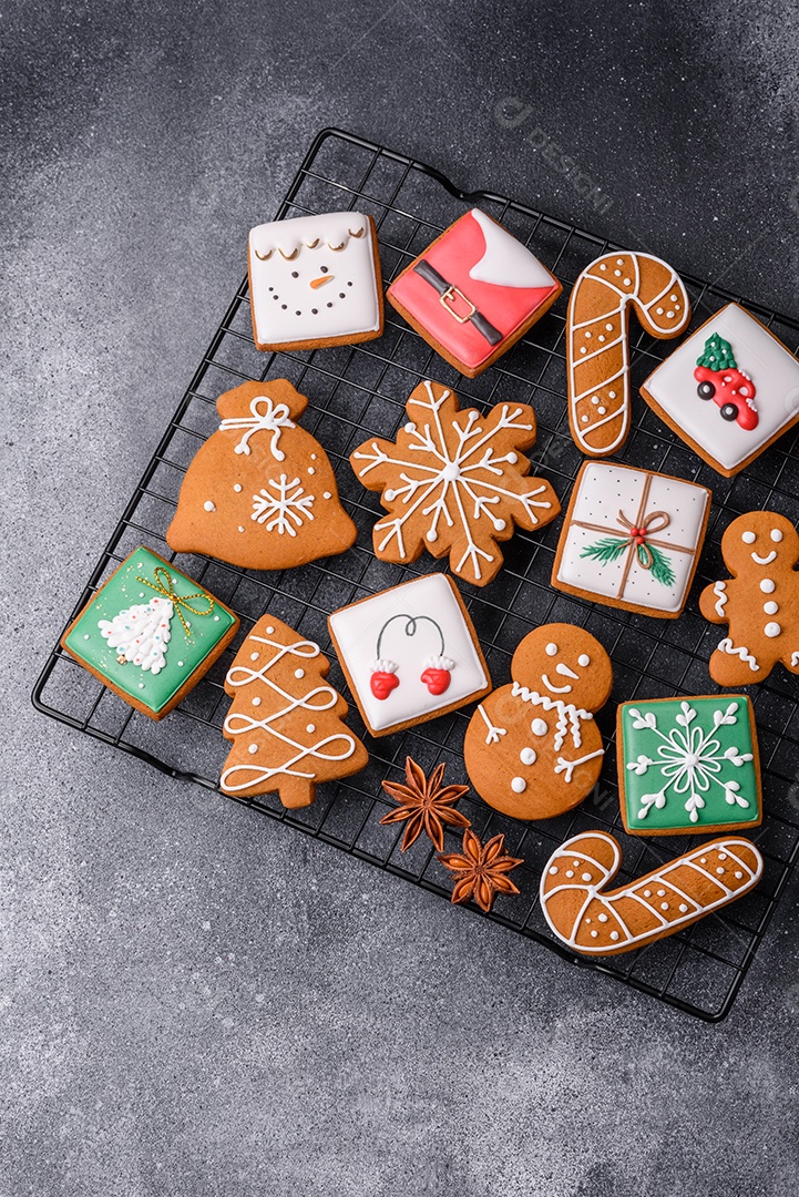 Lindos e deliciosos biscoitos de gengibre de Natal