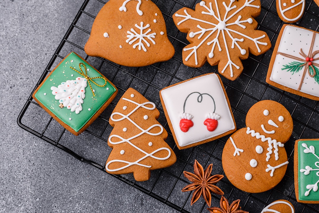 Lindos e deliciosos biscoitos de gengibre de Natal