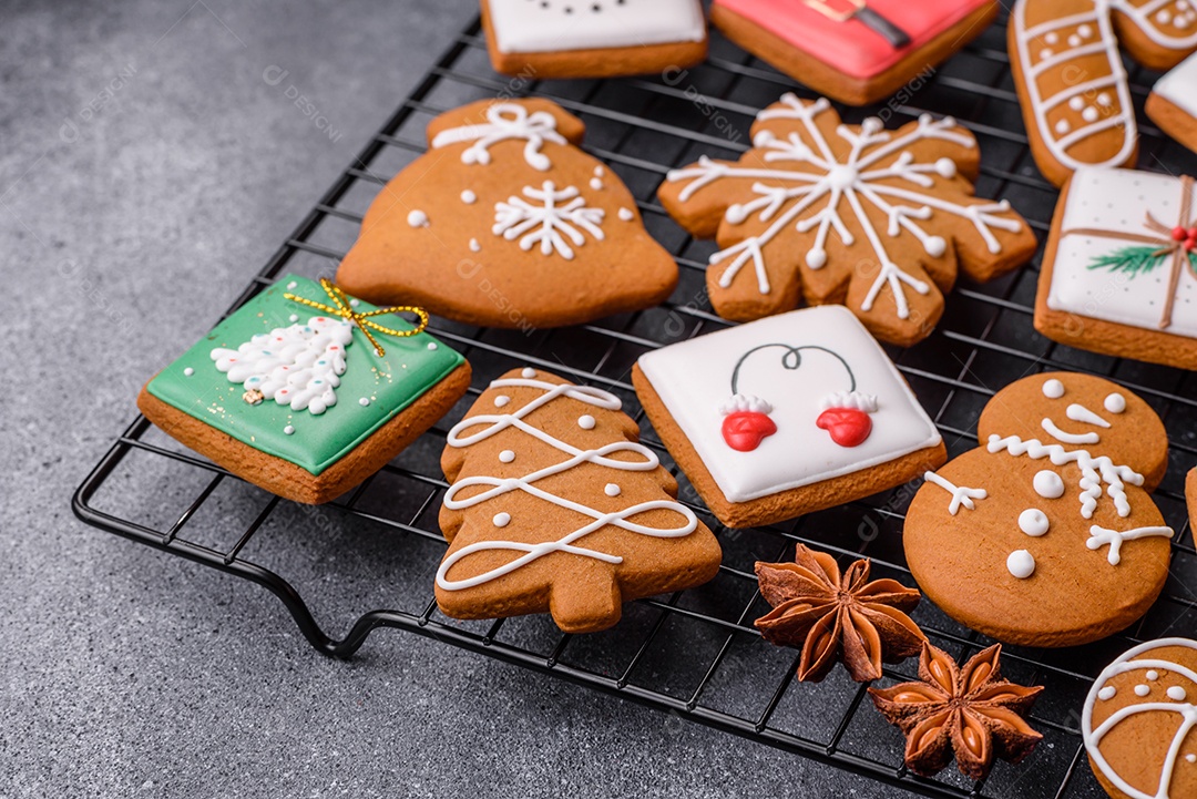 Lindos e deliciosos biscoitos de gengibre de Natal