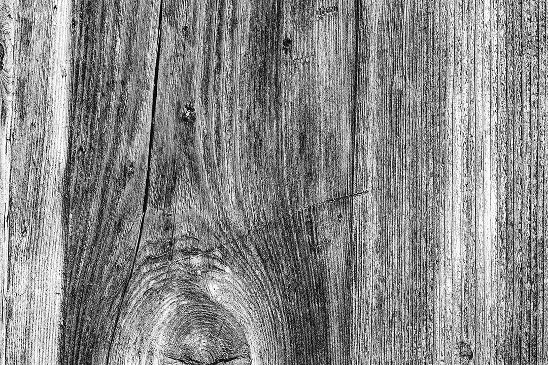 Textura, madeira, parede, pode ser usada como fundo. Textura de madeira com arranhões e rachaduras