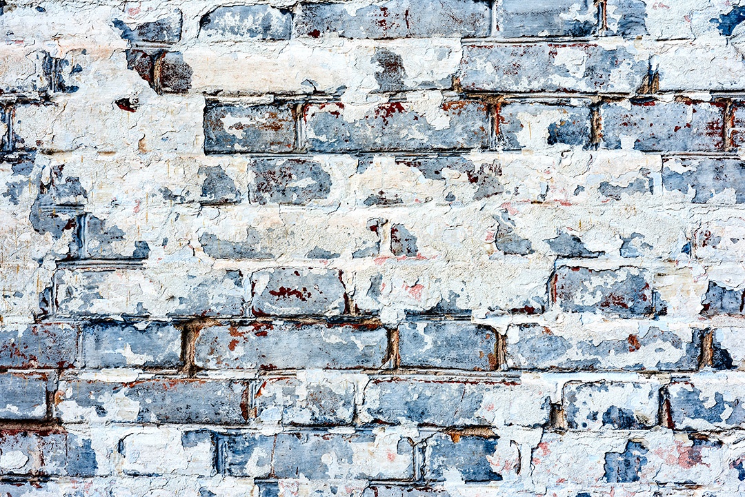 Textura, tijolo, parede, pode ser usado como fundo. Textura de tijolo com arranhões e rachaduras