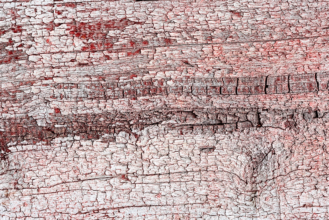 Textura de uma parede metálica com rachaduras e arranhões que podem ser usadas como fundo