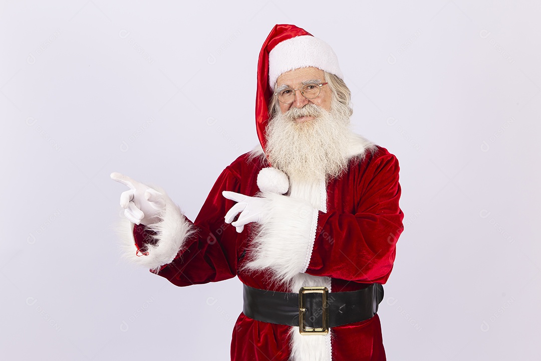 Papai Noel sobre fundo branco