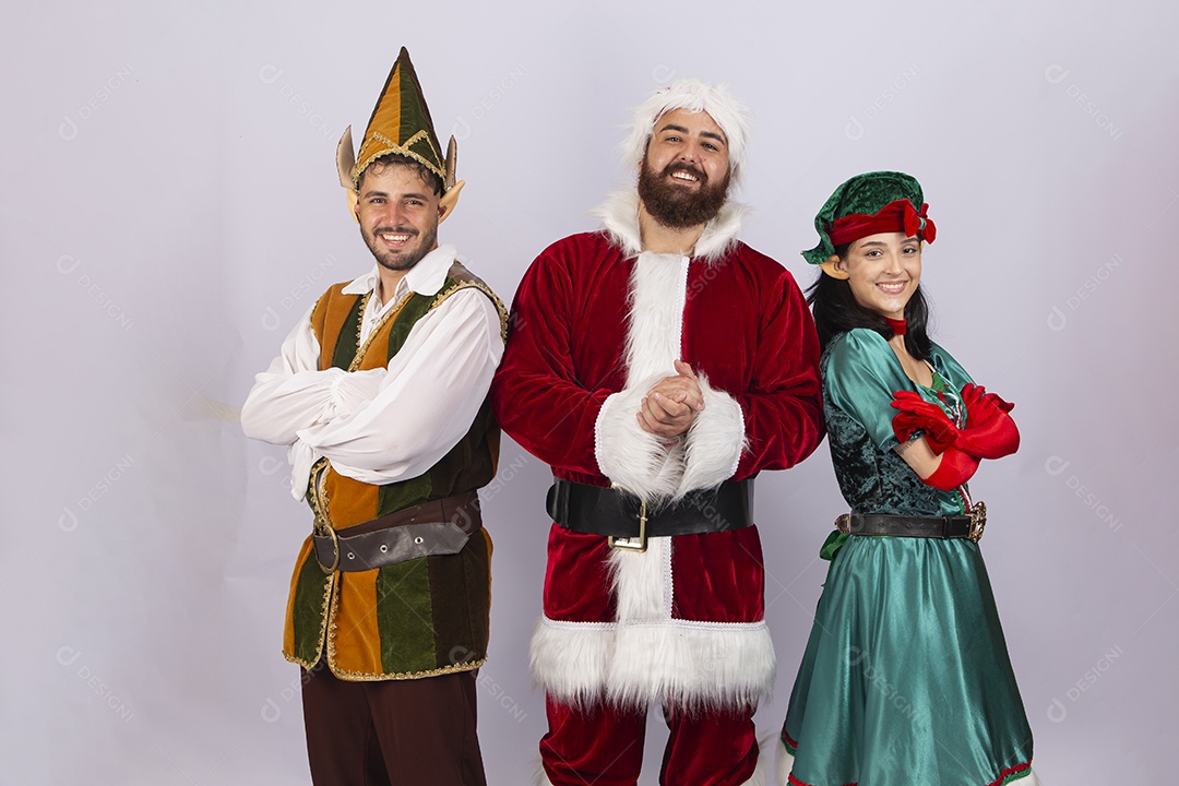 Papai Noel e duende sobre fundo branco