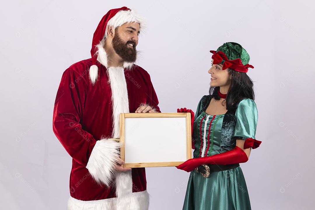 Papai Noel e duende sobre fundo branco