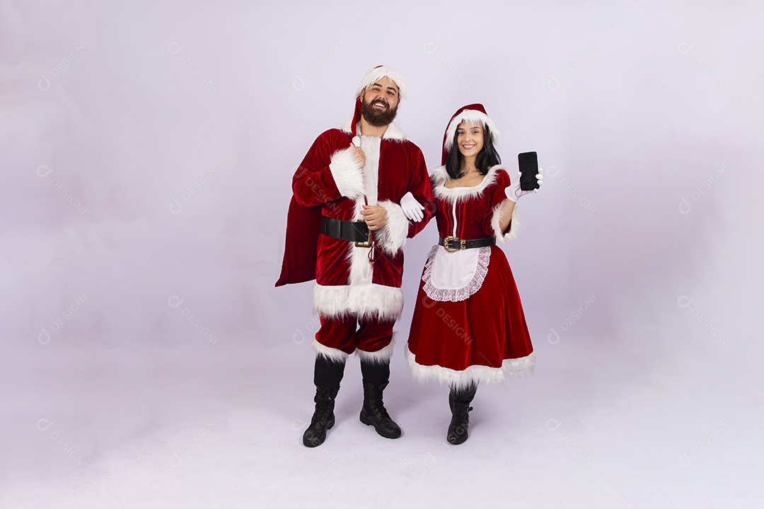 Papai Noel e jovem sobre fundo branco