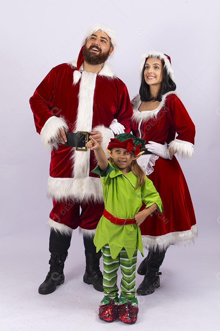 Papai e Noel e mamãe Noel sobre fundo branco