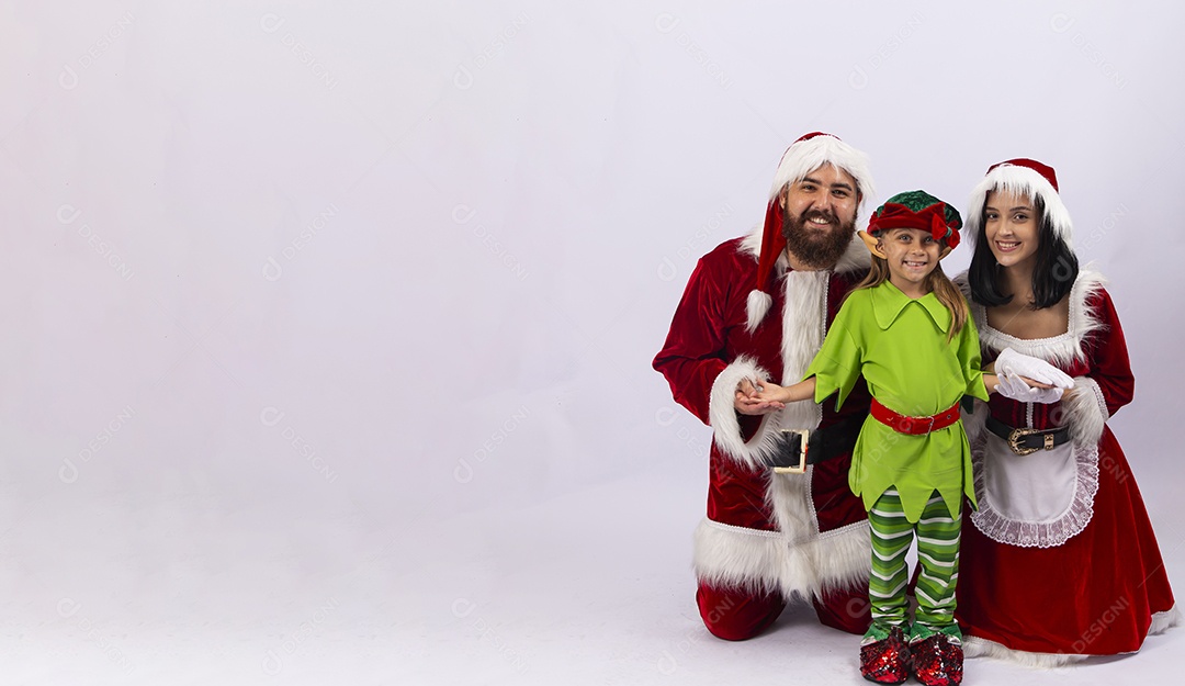 Papai e Noel e mamãe Noel sobre fundo branco