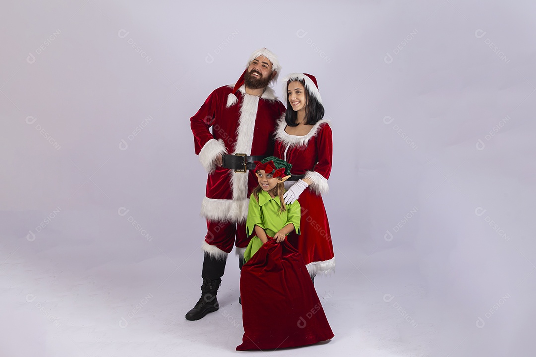 Papai e Noel e mamãe Noel sobre fundo branco