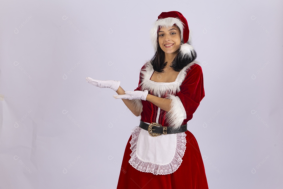 Mamãe Noel sobre fundo branco