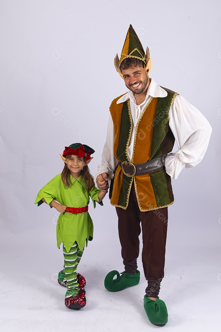 Duendes de natal sobre fundo branco