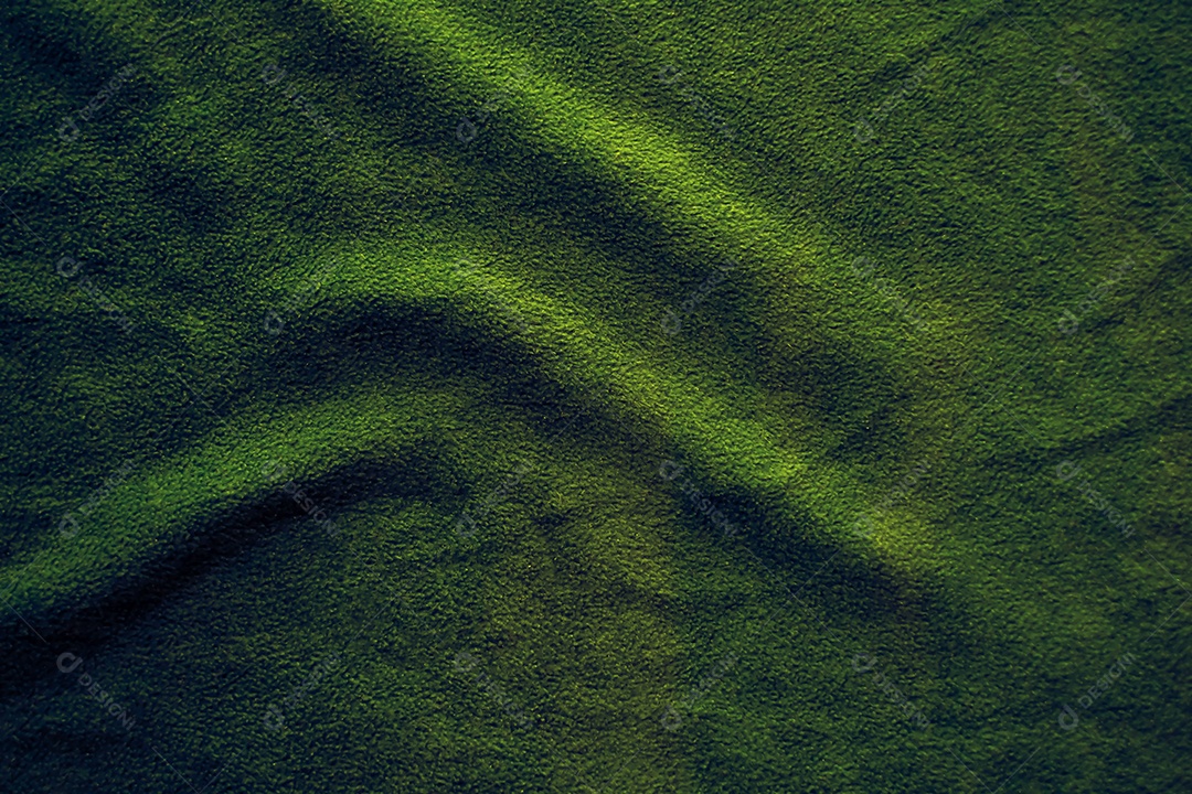 Borrado de cetim de seda verde escuro