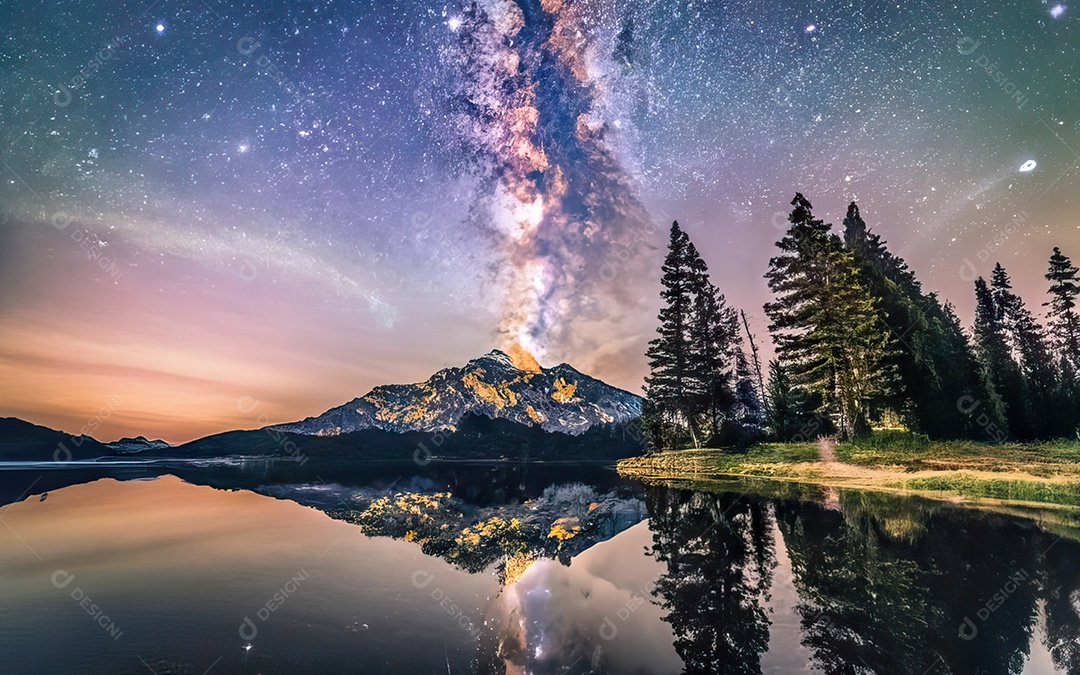 Lago à noite com céu estrelado
