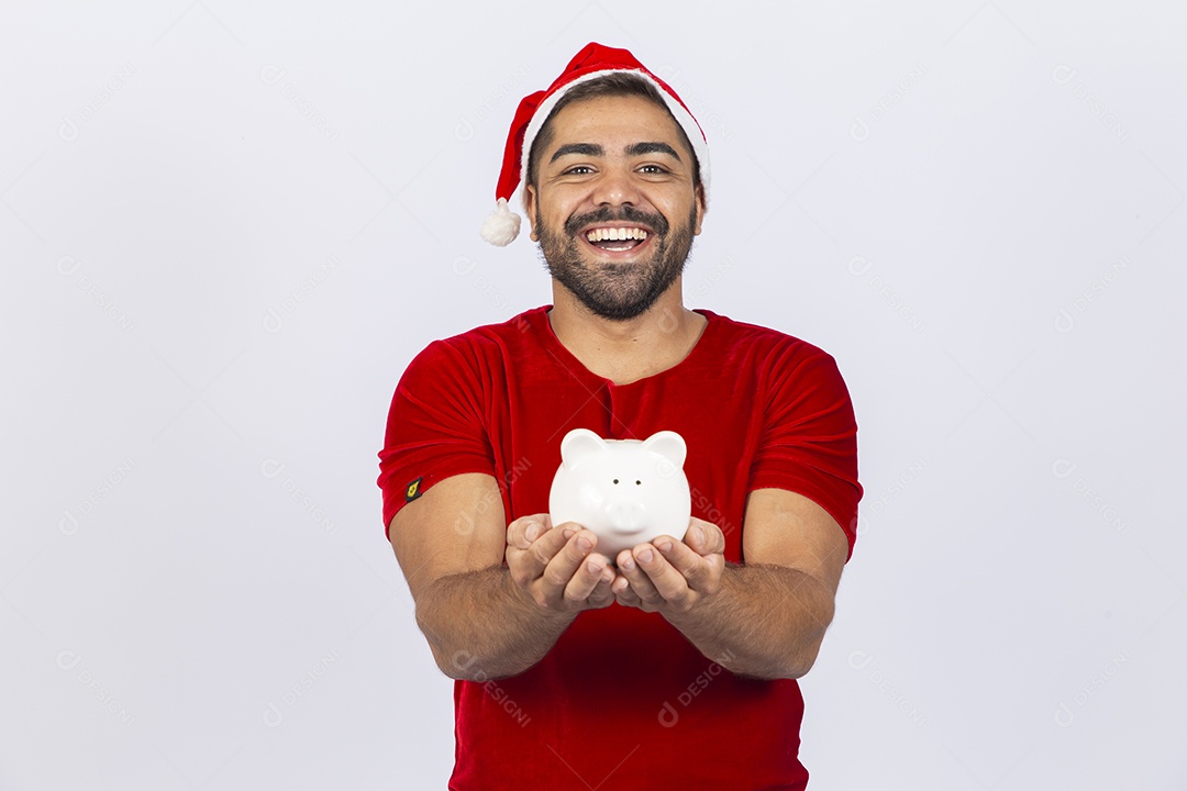 Homem jovem com gorro de Papai Noel