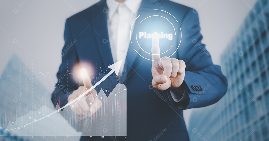 Empresário tocando Inteligência Artificial IA em dados em fundo escuro