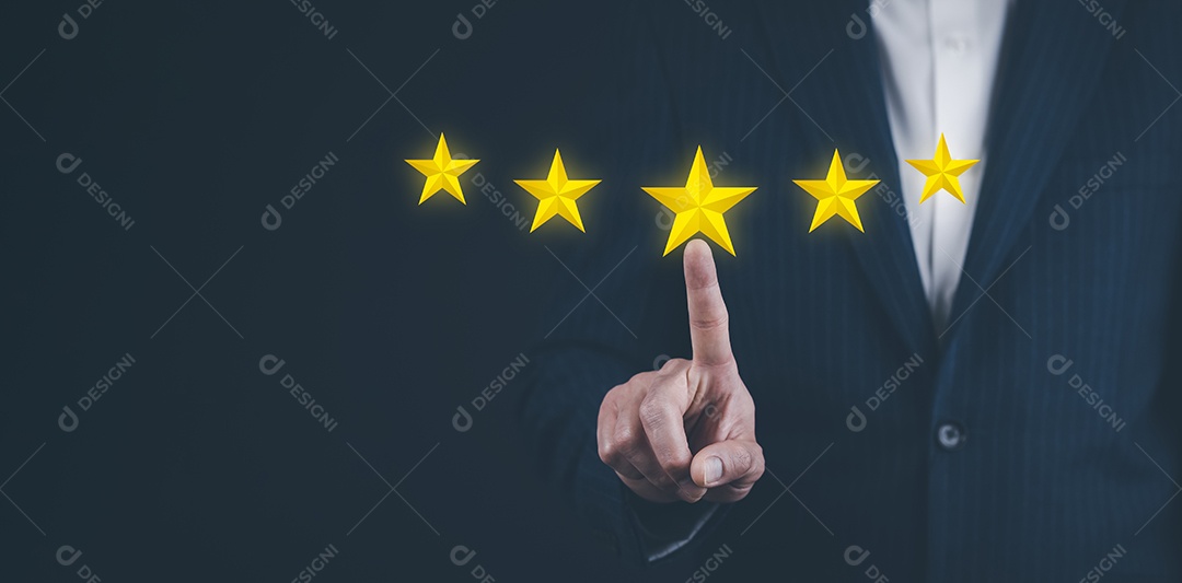 Pesquisa de satisfação do cliente com conceito de casa ou casa de madeira IA