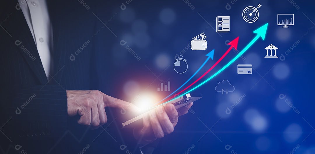 Mão de empresário toca smartphone com um holograma em seu smartphone IA