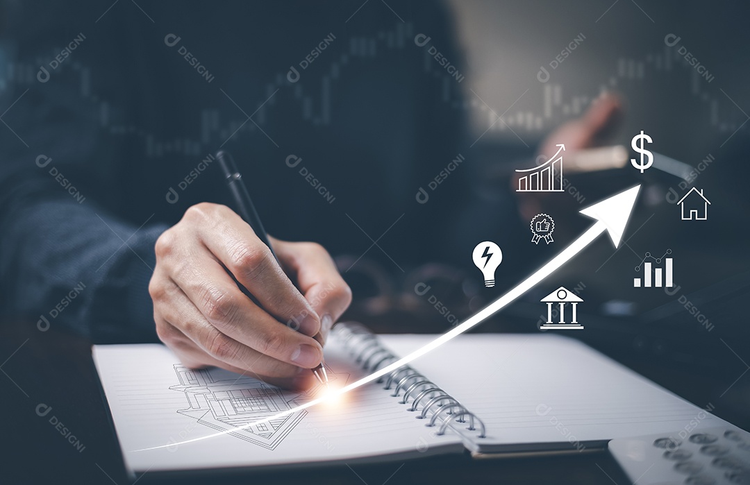 Homem usando caneta escreve projeto e pasta do Sistema de Gerenciamento de Documentos IA