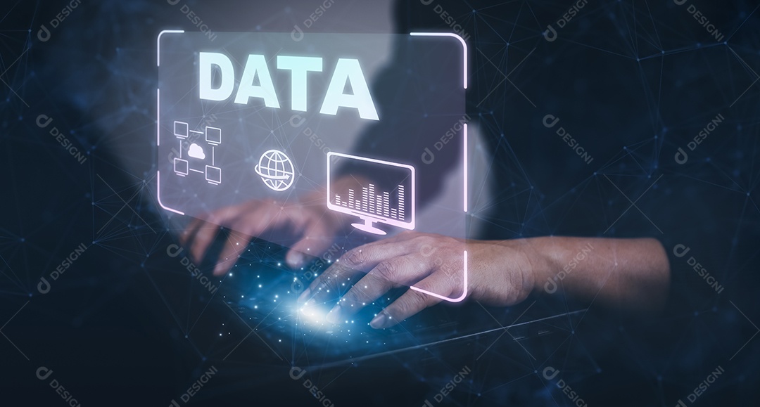 Empresário usando um laptop com analytics e sistema de gerenciamento de dados no computador IA