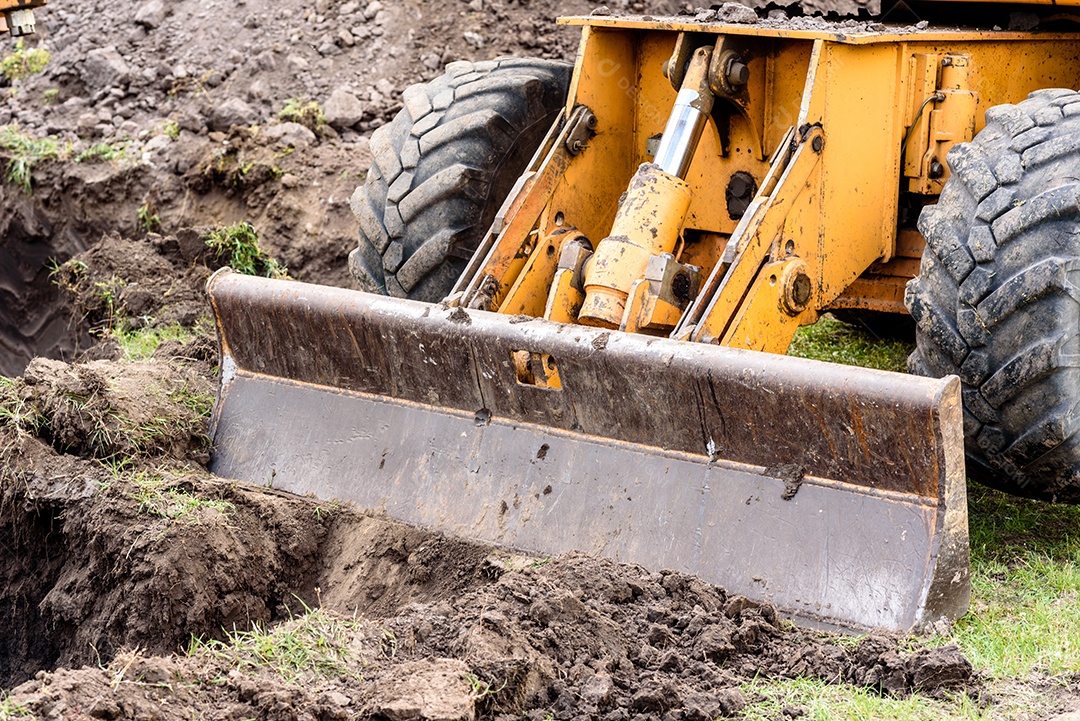 Escavadeira trabalhando
