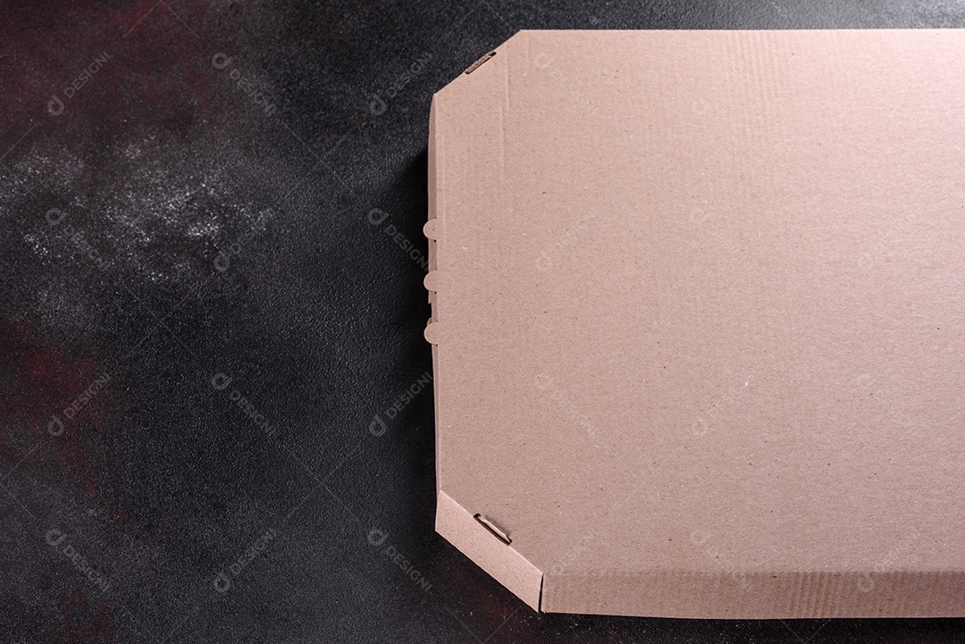 Caixa de papelão de pizza