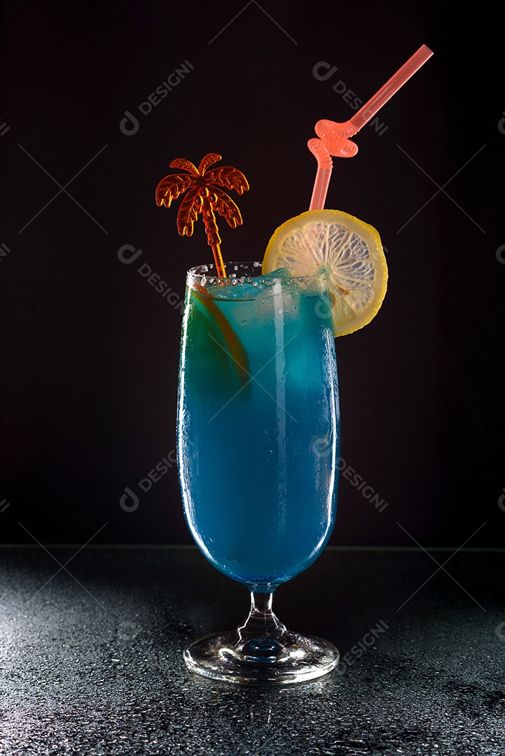 Bebida refrescante Curaçao azul