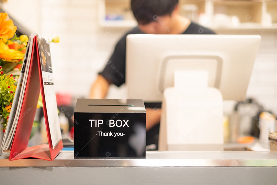 Palavra de agradecimento na caixa Black Tip pelo bom atendimento numa cafeteria