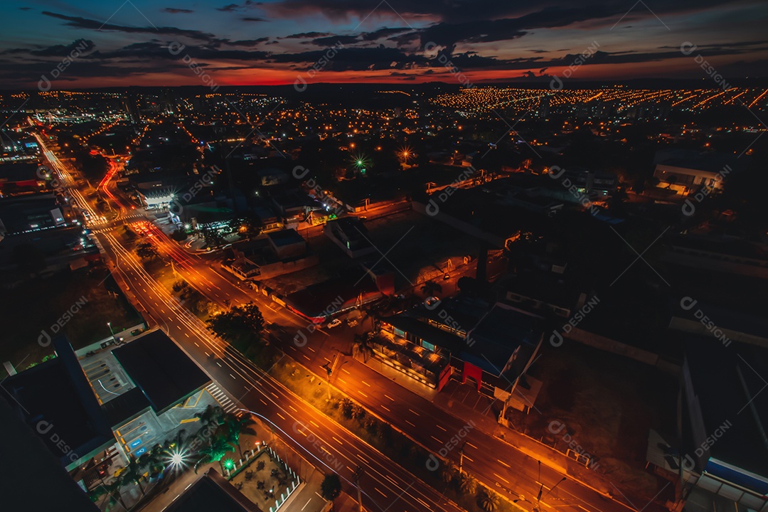 Cidade de Ribeirão Preto em um dia de pôr do sol
