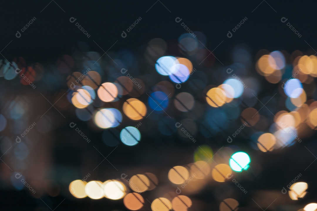 Luzes bokeh com fundo noturno