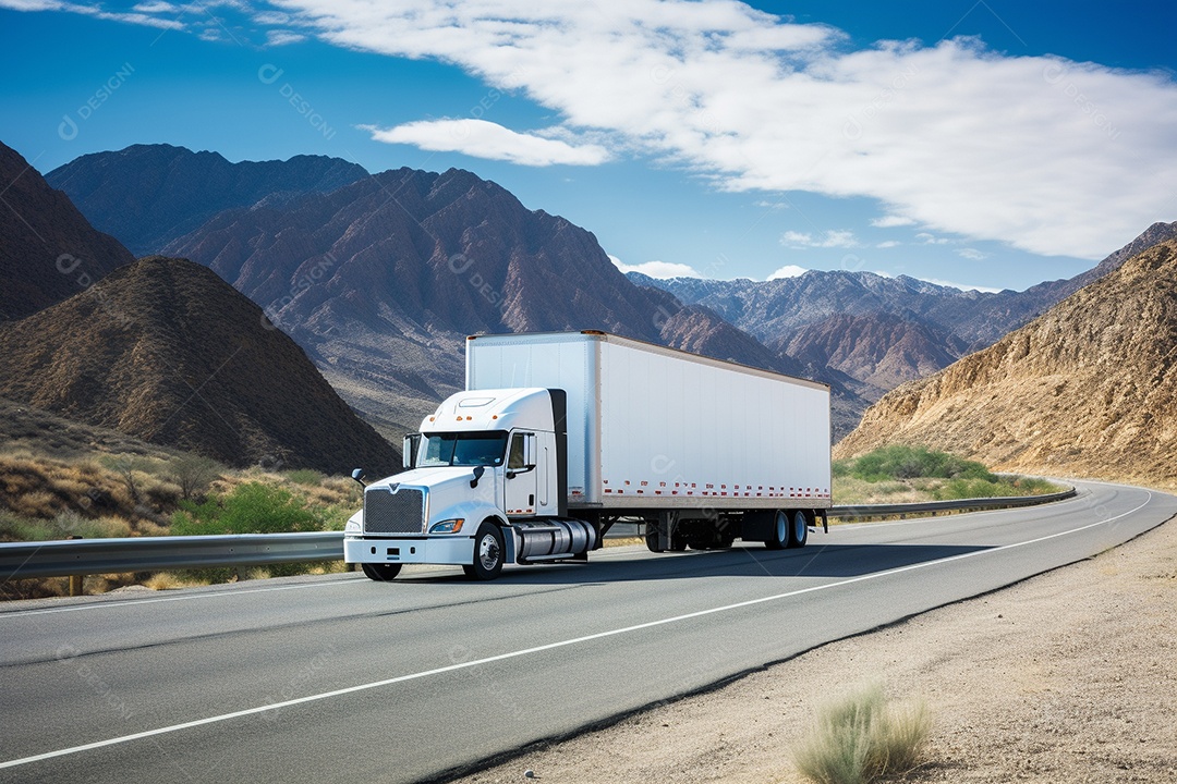 Caminhão de carga branco com um trailer vazio em branco para anúncio em uma rodovia na Europa