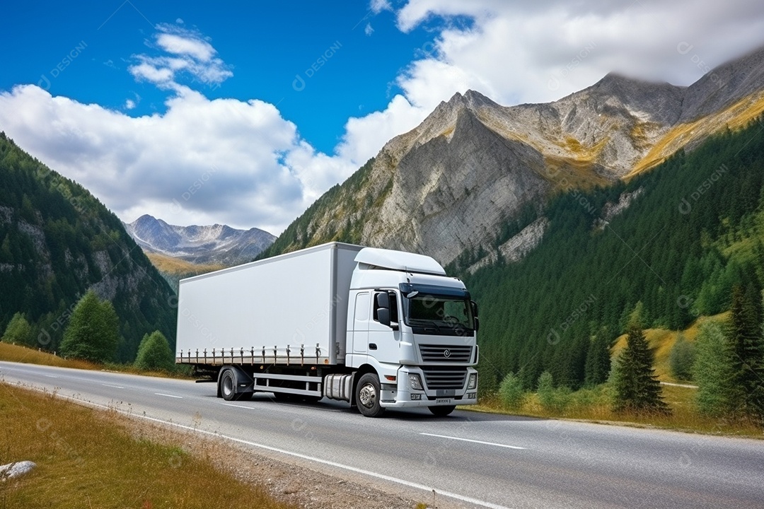 Uma van de carga branca com um trailer vazio em branco