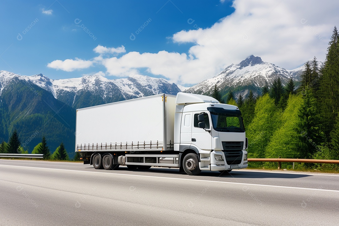 Uma van de carga branca com um trailer vazio em branco