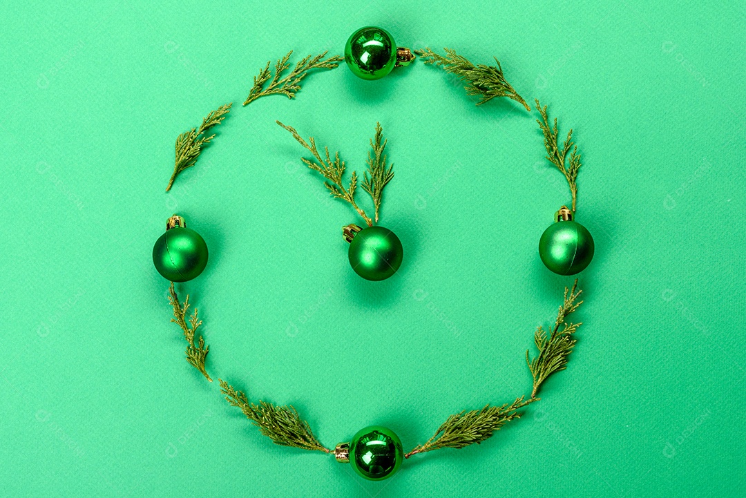 Fundo decorativo colorido brilhante de Natal com decorações de Ano Novo