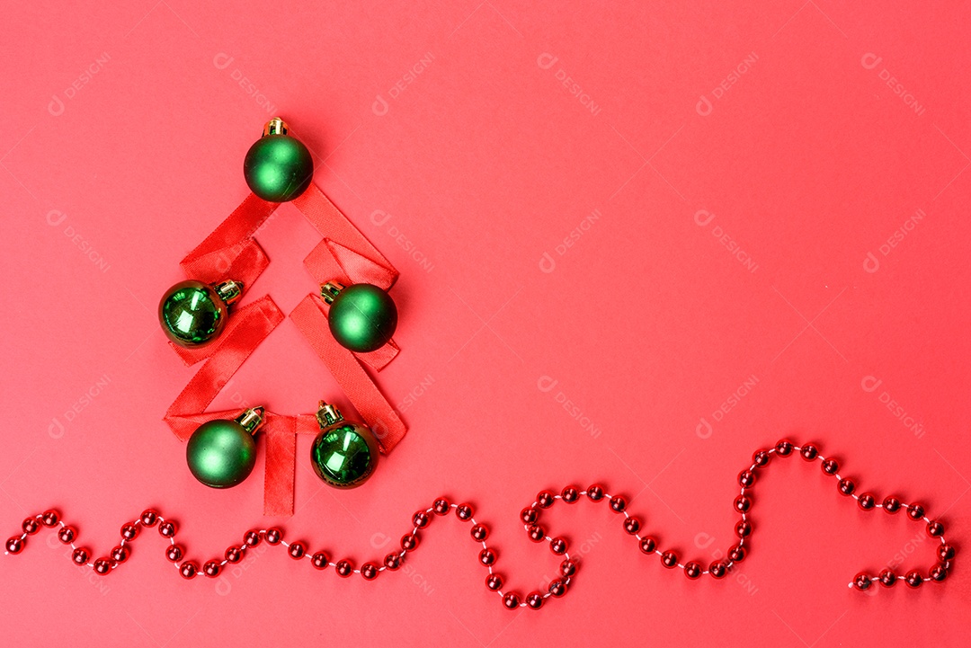 Fundo decorativo colorido brilhante de Natal com decorações de Ano Novo