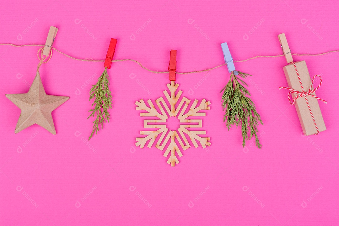 Fundo decorativo colorido brilhante de Natal com decorações