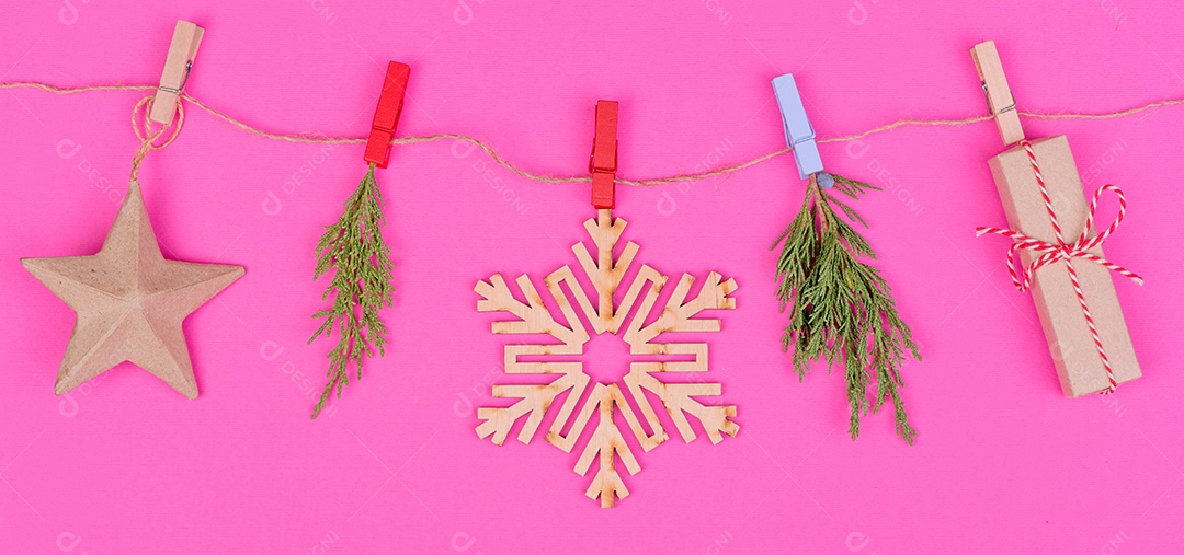 Fundo decorativo colorido brilhante de Natal com decorações