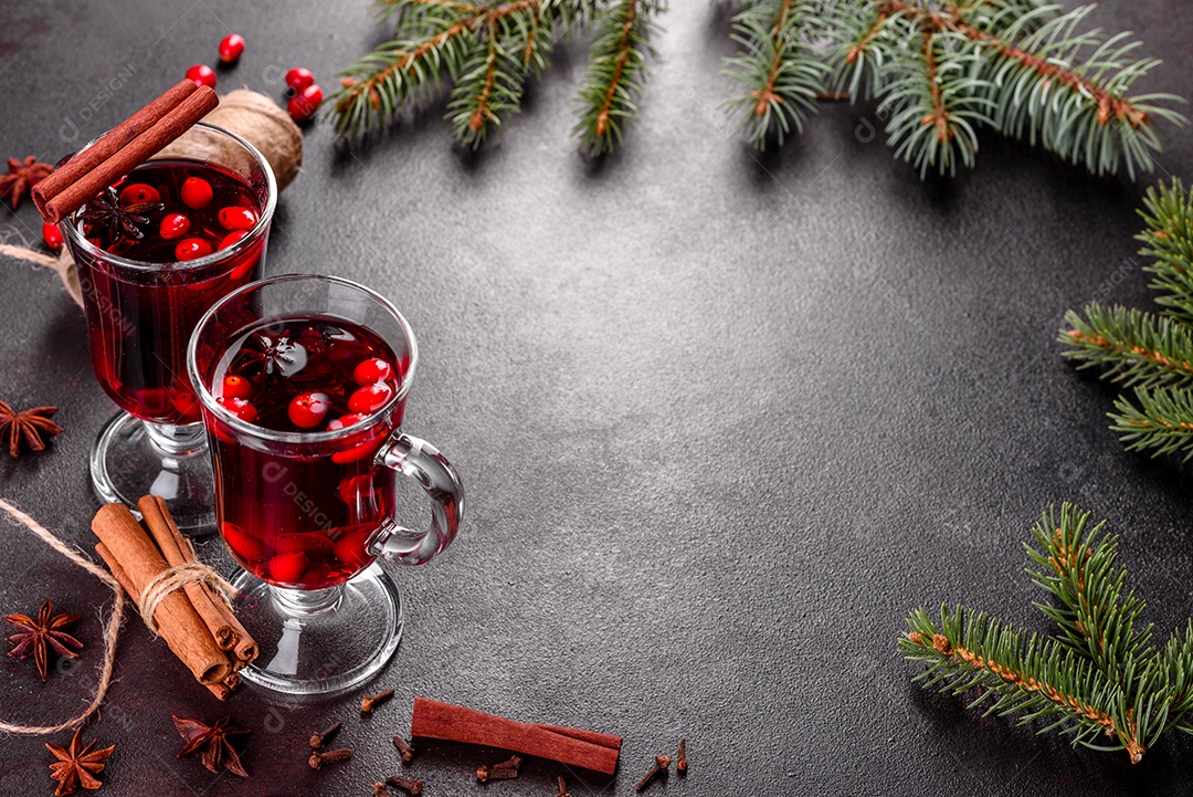 Vinho quente para o inverno e Natal com especiarias diversas.