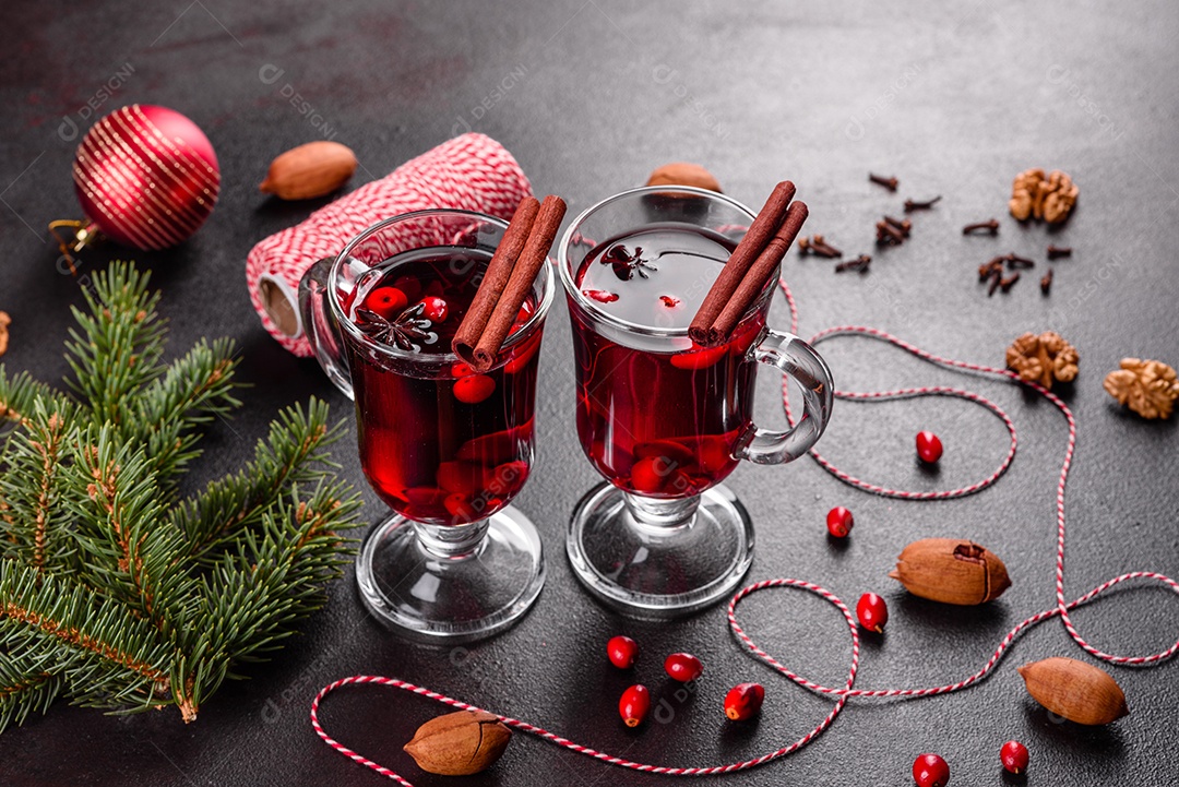 Vinho quente para o inverno e Natal com especiarias diversas.