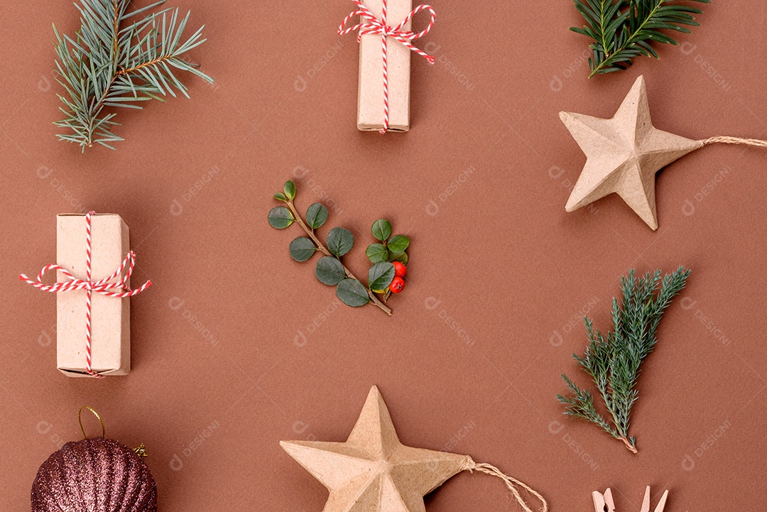 Fundo decorativo colorido brilhante de Natal com decorações de Ano Novo