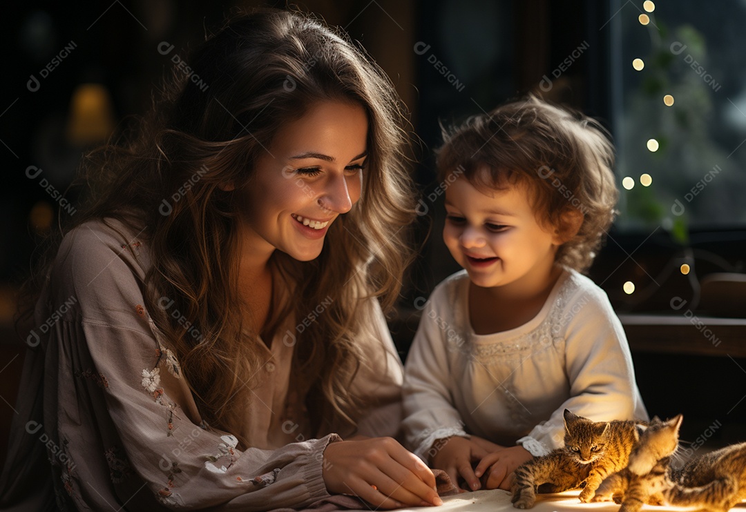 Vista lateral da mãe brincando com a menina rindo deitada de joelhos passando um tempo em casa