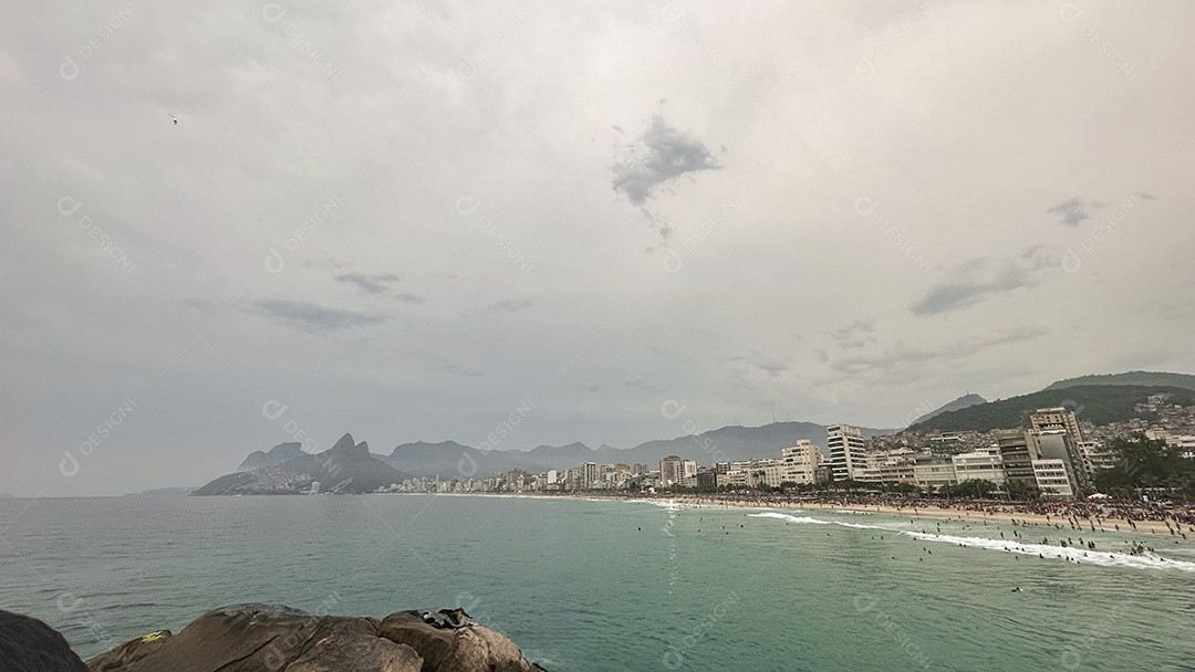 Linda paisagem de praia no Rio de Janeiro
