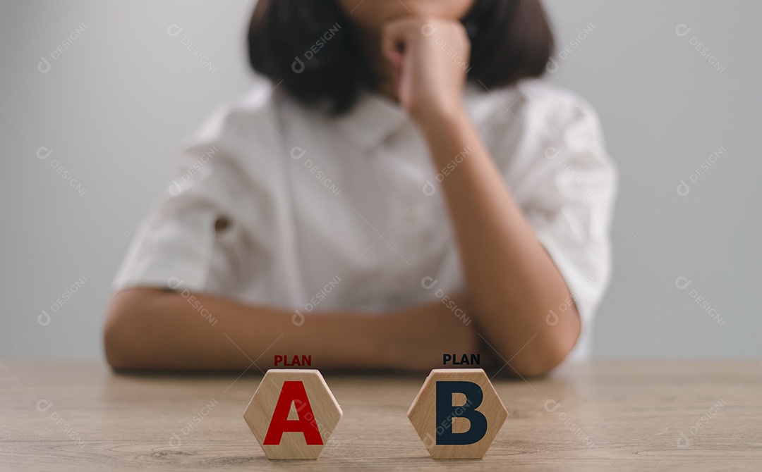 Blocos de madeira sobre fundo isolado