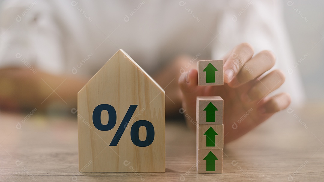 Blocos de madeira sobre fundo isolado