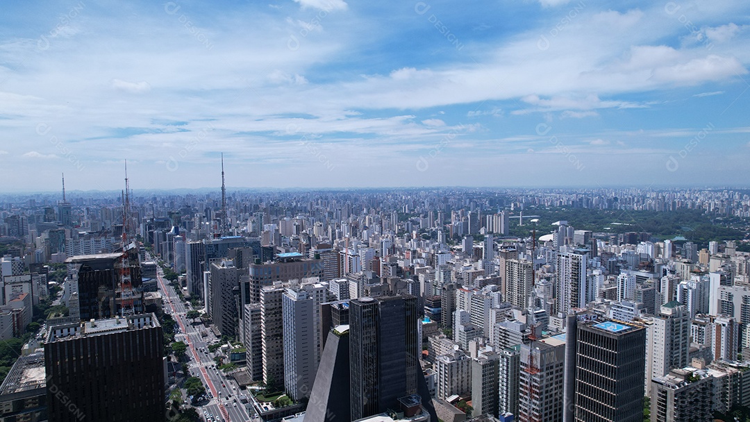 Vista aérea da Avenida Paulista em São Paulo